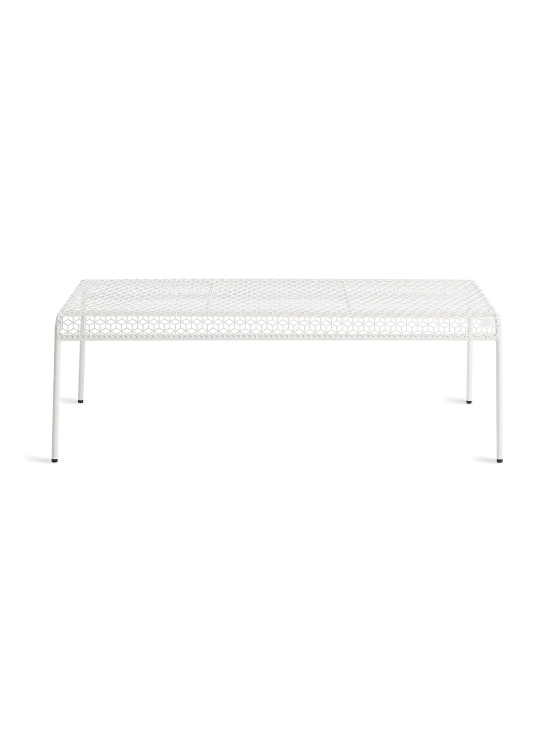 Banc Hot Mesh Blu Dot : banc design extérieur, résistant et empilable. blanc