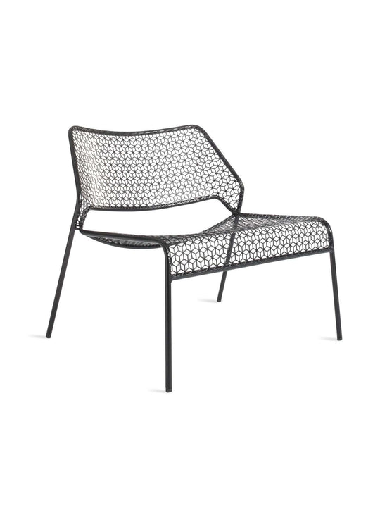 Chaise lounge Hot Mesh de Blu Dot : élégance et durabilité en extérieur. Noir.