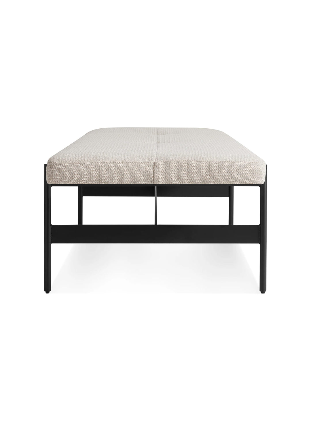Banc Jumbo Blu Dot : banc moderne, style minimaliste et élégant. maharam mantle in future