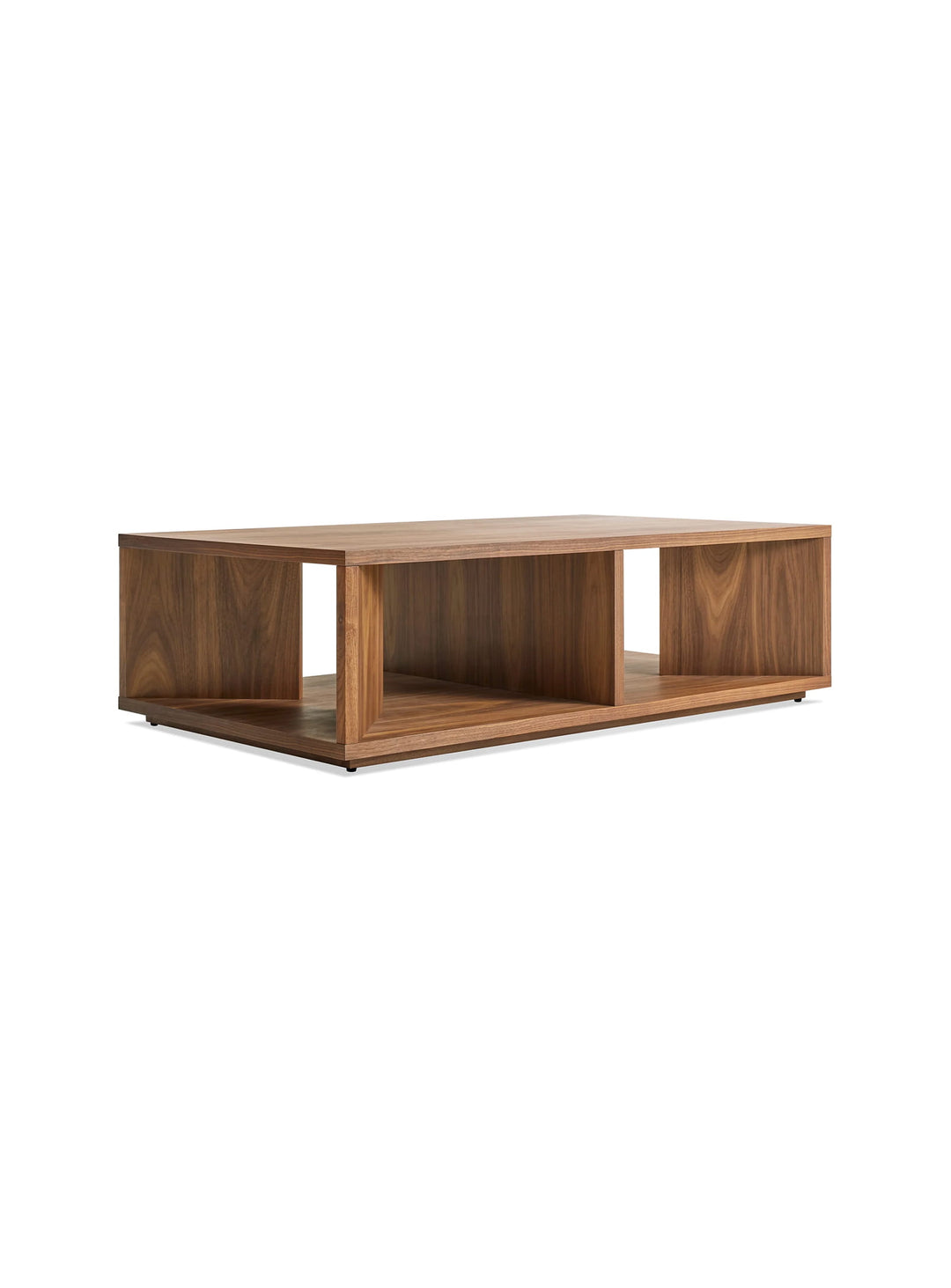 Table basse Low Space Blu Dot : simplicité sophistiquée et finitions en bois naturel. noyer