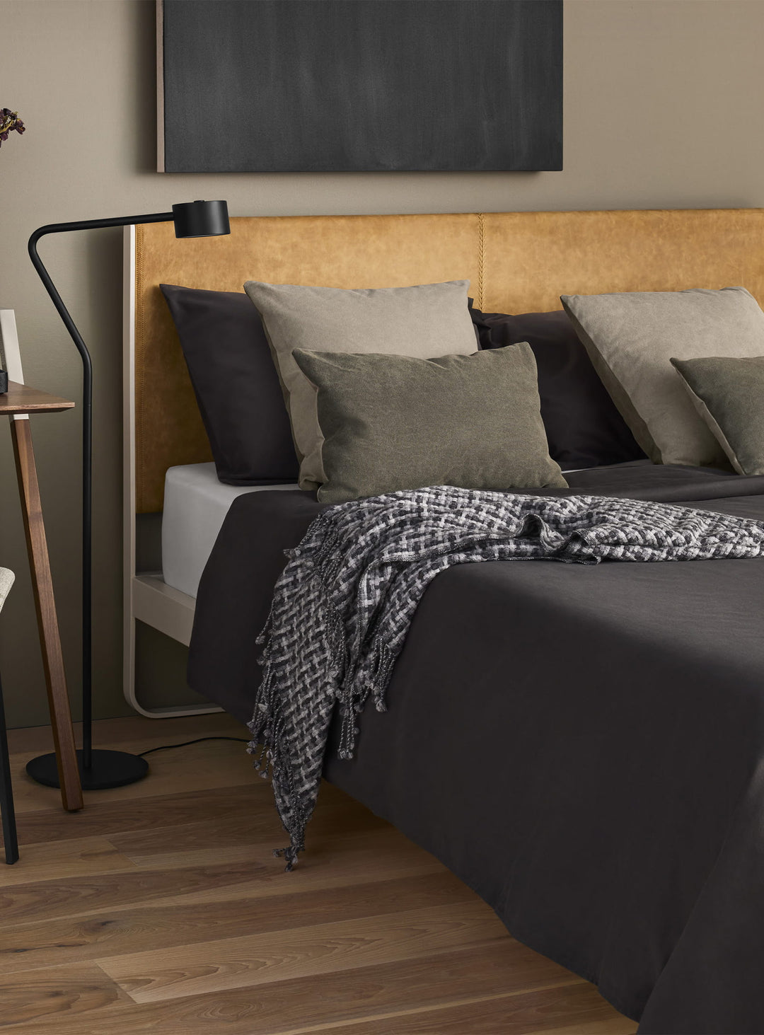Lit Blu Dot Me Time : un lit contemporain disponible en plusieurs dimensions.