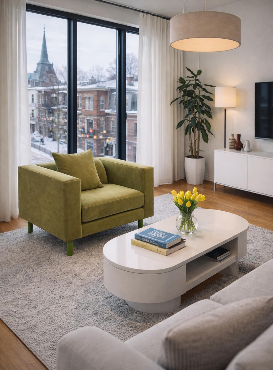 Le fauteuil Blu Dot Mono combine sobriété, confort et harmonie visuelle. vert