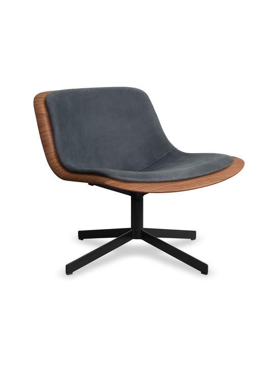 Chaise lounge Nonesuch de Blu Dot : lignes harmonieuses et confort absolu. Noyer et gris foncé.