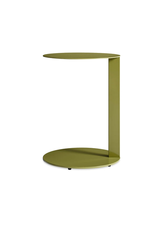 Table d’appoint Note de Blu Dot compacte et élégante pour petit espace. avocado