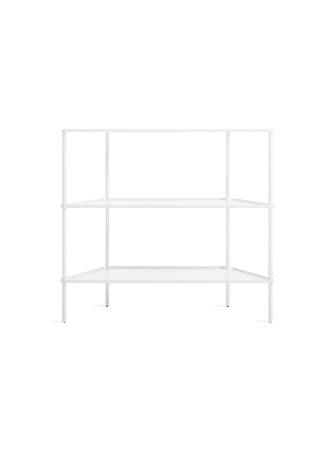 Bibliothèque Not for Nothing de Blu Dot, lignes épurées et structure durable. blanc