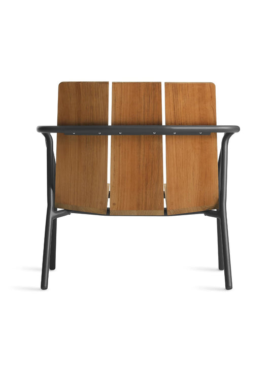 Chaise lounge Offline de Blu Dot dossier large en teck certifié FSC. noir