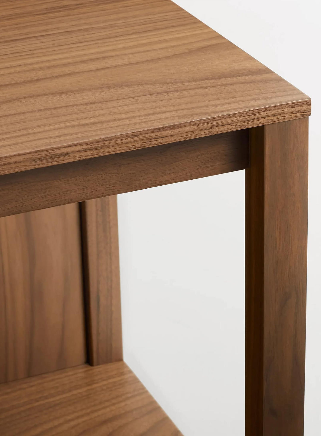 Banc Open Plan Blu Dot : banc moderne, pratique et élégant. noyer
