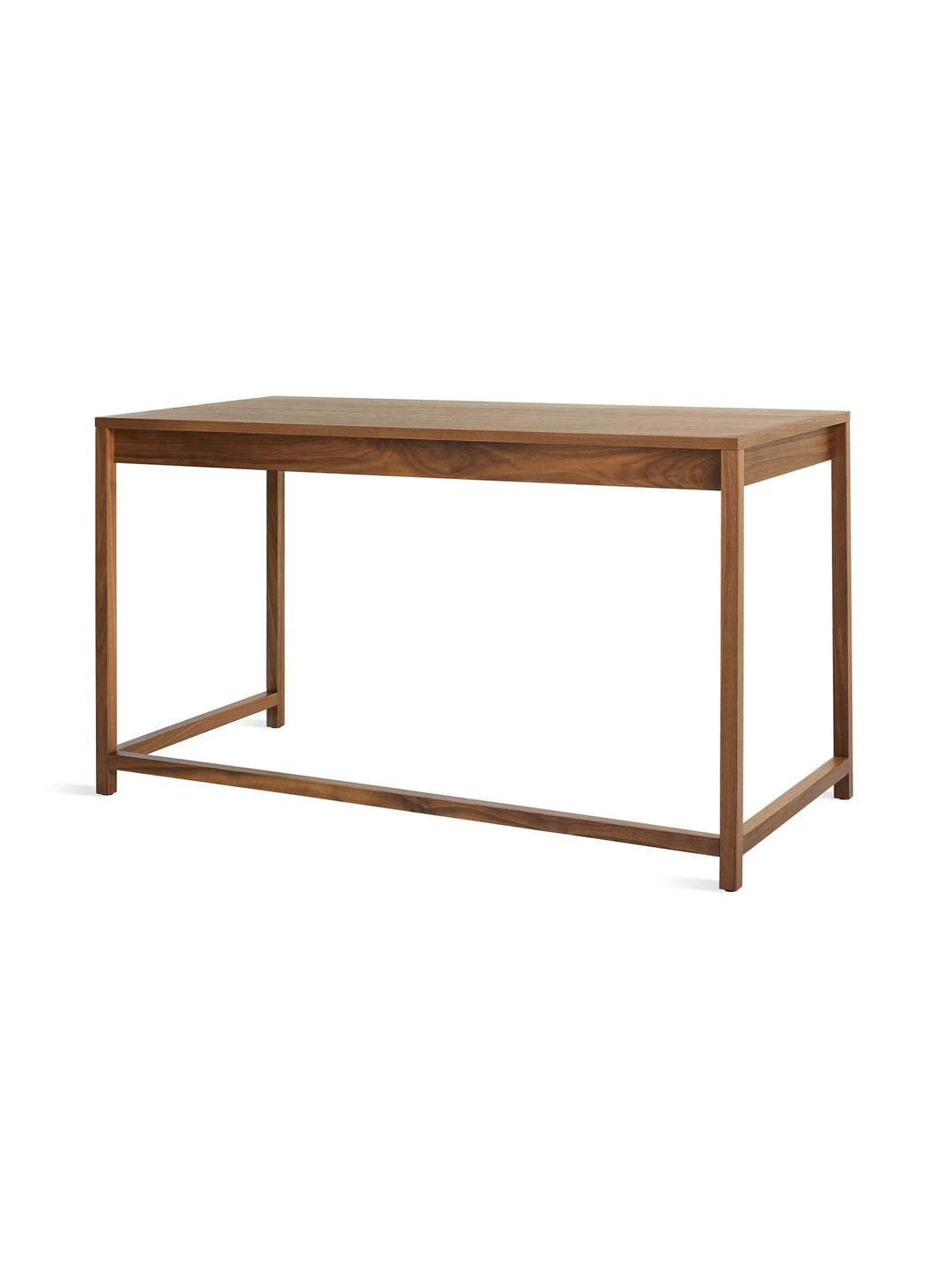 Bureau Open Plan de Blu Dot : lignes épurées et plateau dégagé pour plus de focus. Noyer.