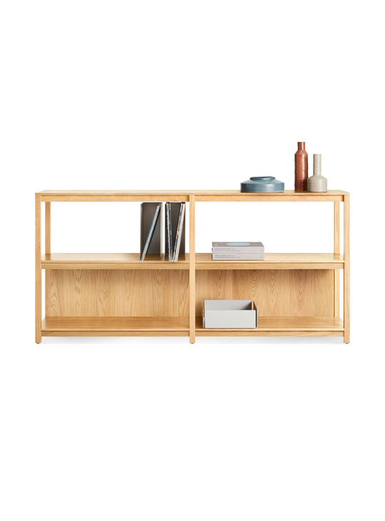 Optez pour la bibliothèque Blu Dot Open Plan, une bibliothèque ouverte au style contemporain. chene blanc