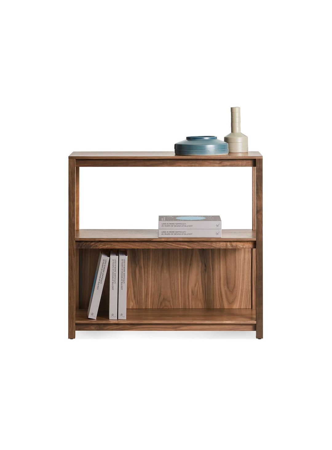 Bibliothèque Blu Dot Open Plan : un rangement ouvert pensé pour les livres et vinyles. noyer