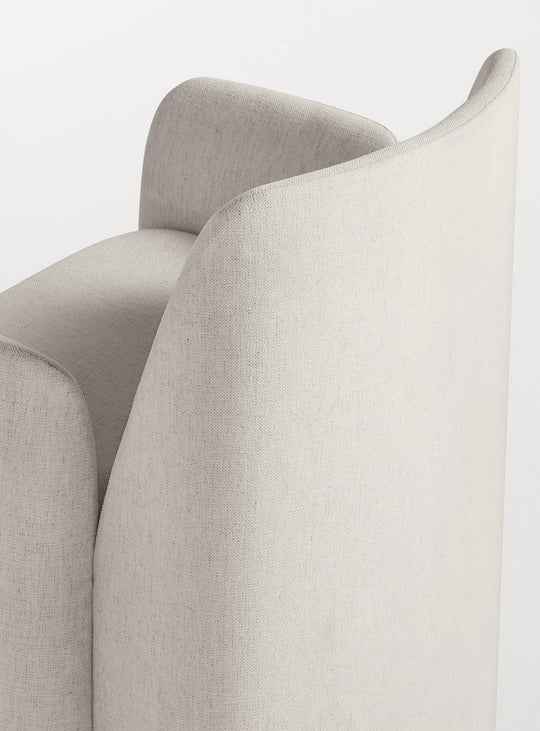 Découvrez la chaise Blu Dot Parentheses, une création élégante certifiée BIFMA. sylvan bone