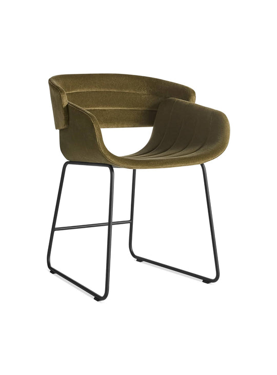 Chaise Racer Blu Dot : chaise design, style épuré et confort optimal. moss velvet