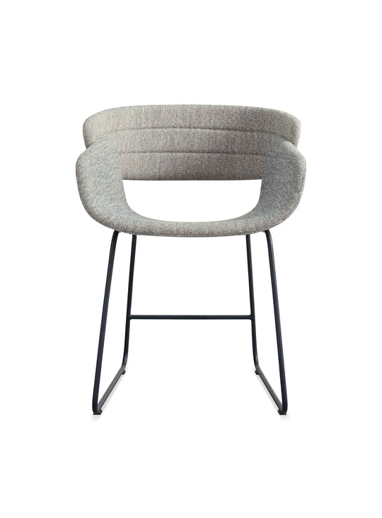 Chaise Racer Blu Dot : chaise design, confort et style contemporain. tait marine