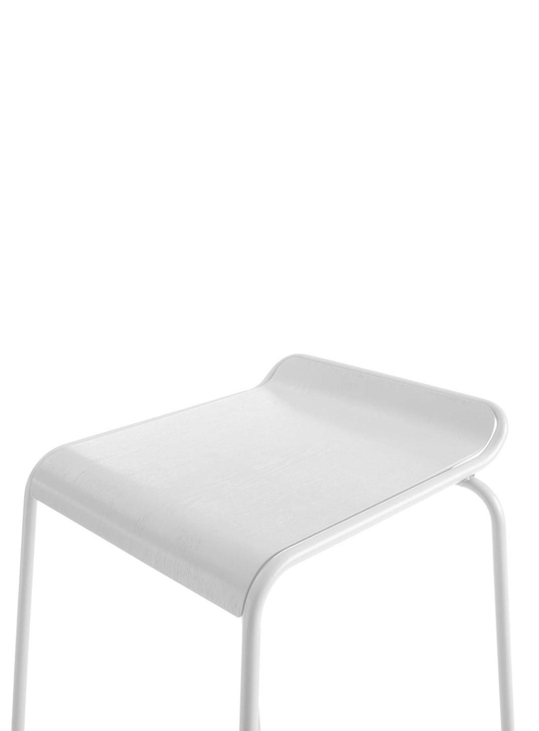 Blu Dot Ready : tabouret de comptoir empilable pour optimiser l’espace. Blanc.