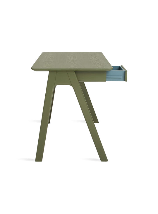Bureau en bois Stash de Blu Dot design minimal et fonctionnel. olive