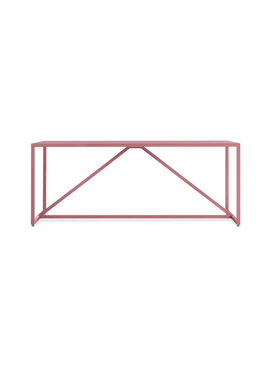 Table design Blu Dot Strut : modernité, solidité et éclat raffiné. baie