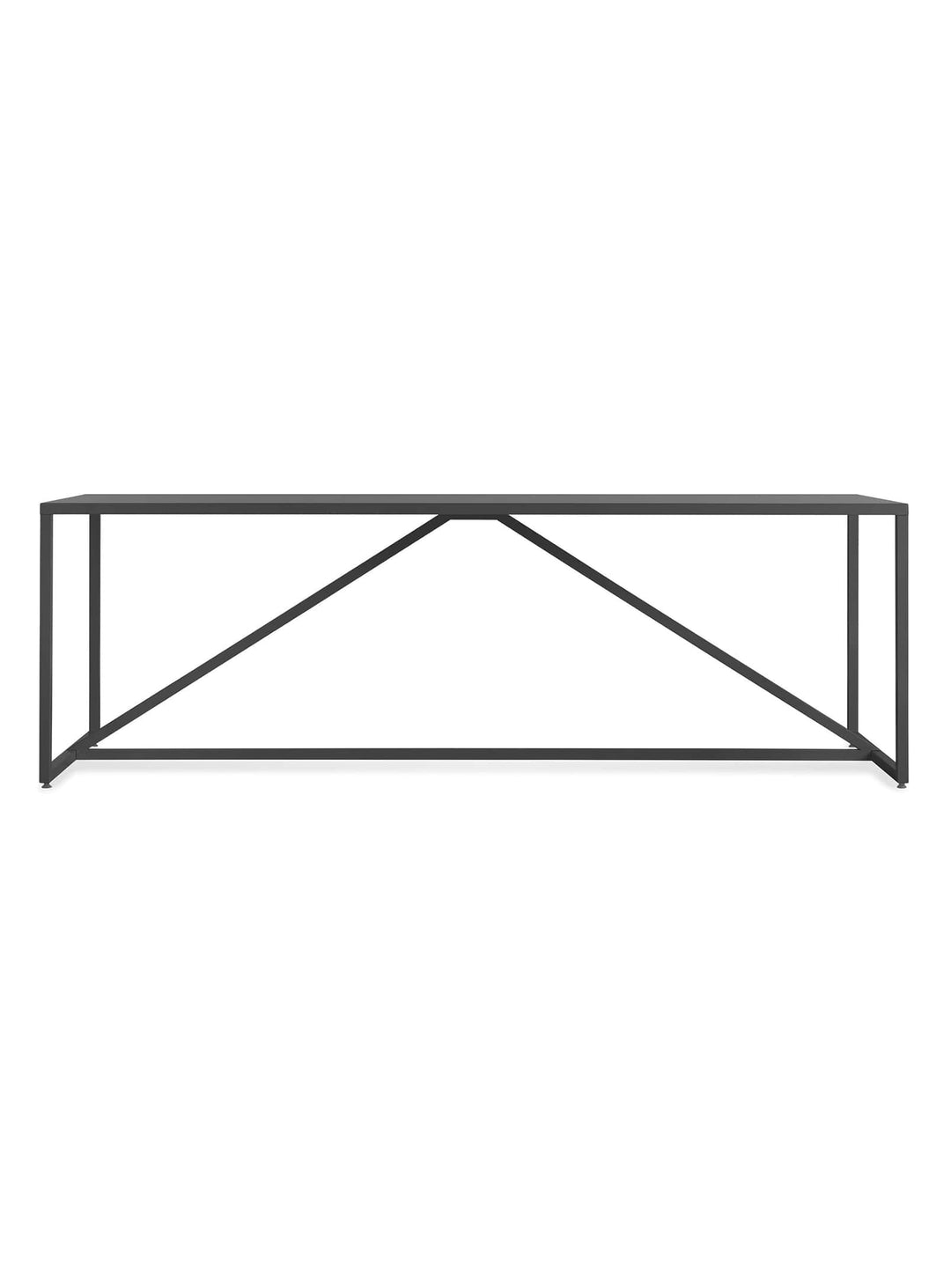 Table à dîner Strut Blu Dot : style industriel et touche raffinée. ardoise