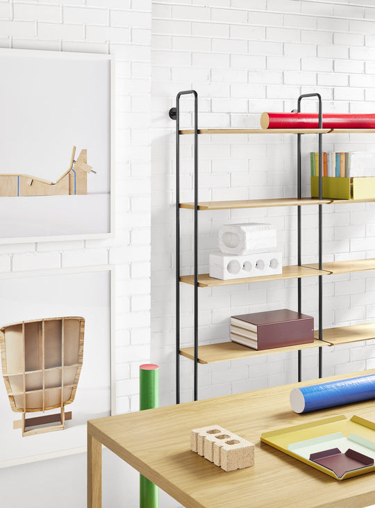 Table design Strut Blu Dot : allure raffinée et convivialité. chêne blanc