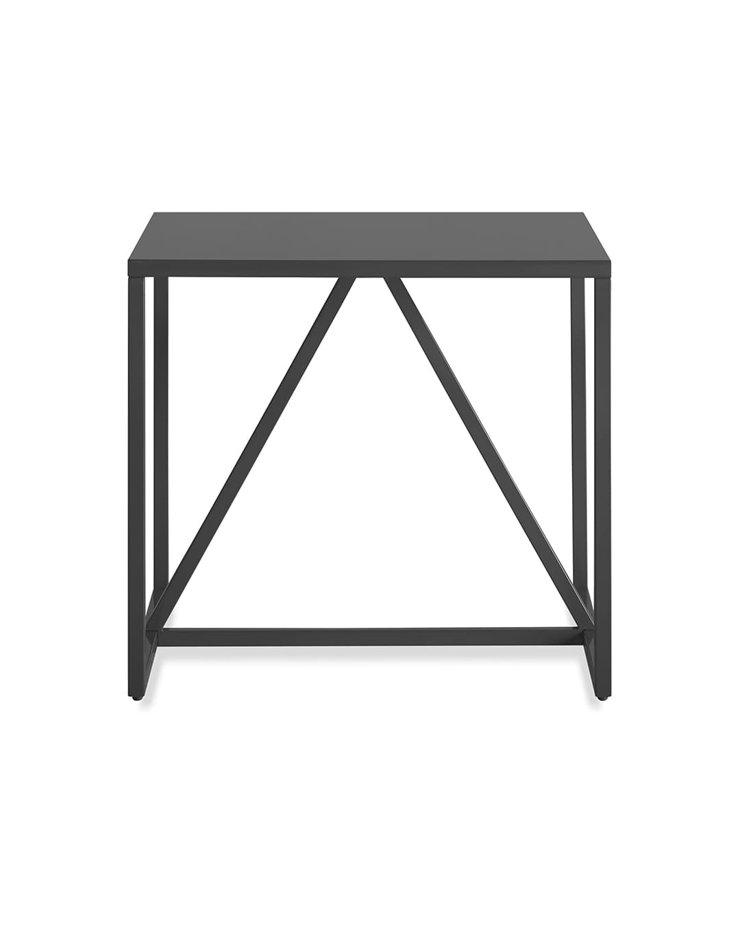 Table d'appoint Strut Blu Dot, idéale comme bout de canapé ou table d'appoint design.