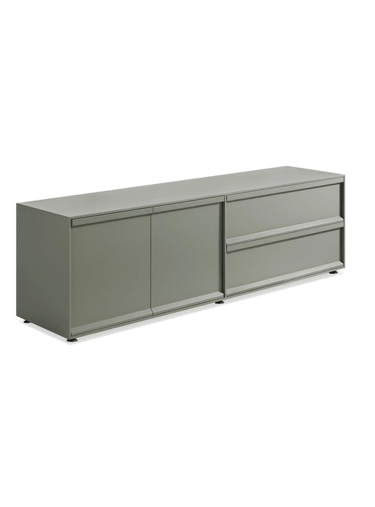 Buffet Superchoice de Blu Dot au design épuré avec 2 portes et 2 tiroirs à fermeture douce. grey green