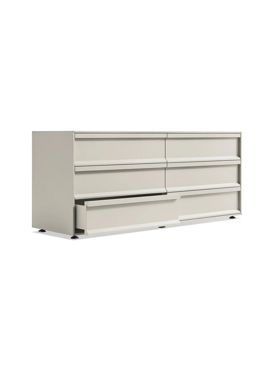 Commode Blu Dot Superchoice à 6 tiroirs au design épuré, idéale pour une chambre contemporaine. putty