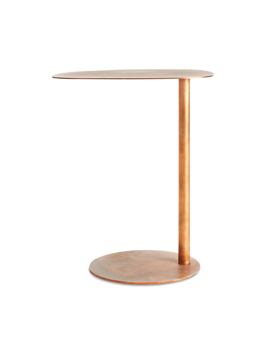 Table d'appoint Swole Blu Dot, une création contemporaine disponible en plusieurs finitions. cuivre