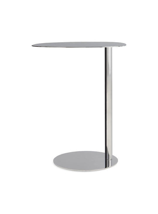 Table d'appoint Swole Blu Dot, un meuble en acier au style minimaliste et élégant. chrome