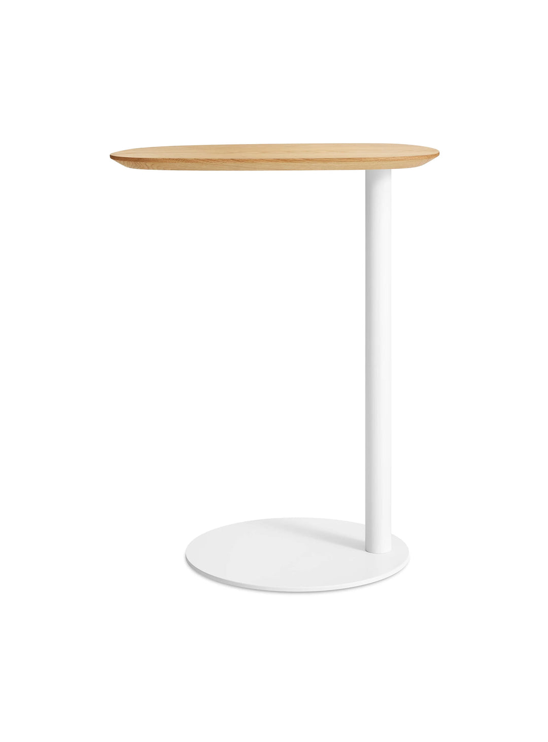 Table d’appoint Swole Blu Dot, meuble compact au style moderne raffiné. chene blanc