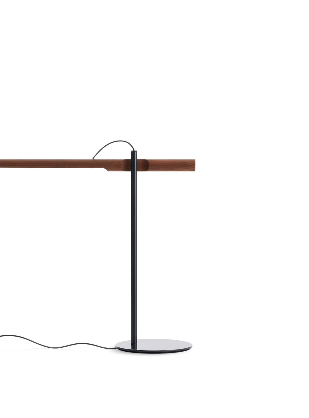 La lampe de table et de bureau Type A de Blu Dot : parfaite pour lecture et travail. Noir.