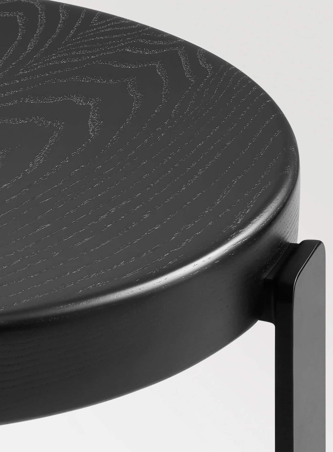 Tabouret Unit Blu Dot : design sobre et matériaux premium. oblivion