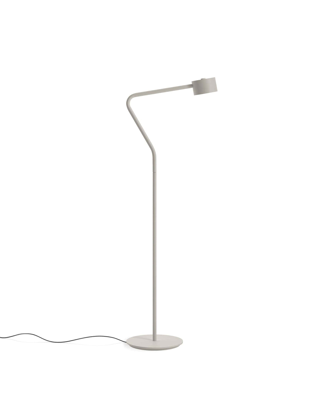 Blu Dot Verge : lampe sur pied élégante avec tête orientable.