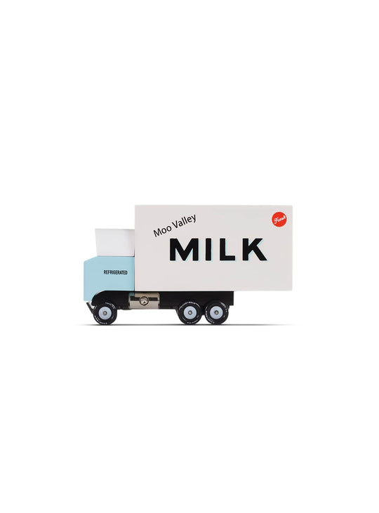 Milk Truck Candylab, jouet robuste qui transforme la chambre en tournée matinale.