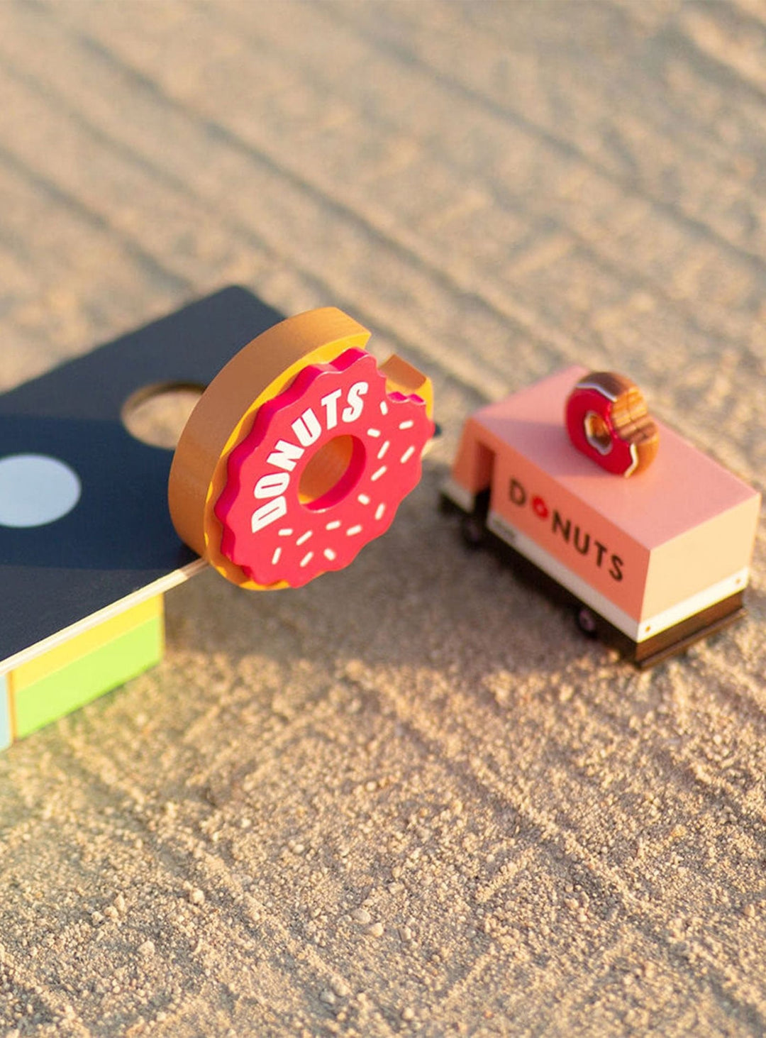 Roadside Shack Candylab, accessoire idéal pour compléter l’univers Candylab. donut