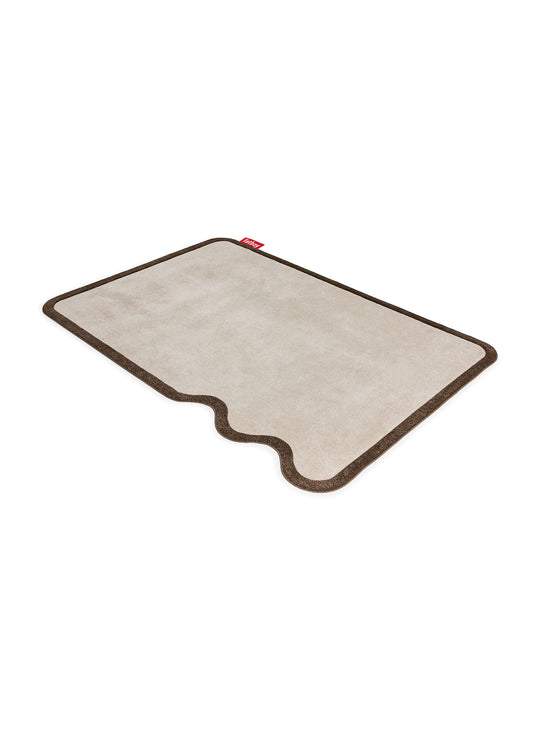 Tapis en polypropylène Fatboy Not Straight : esthétique moderne et usage quotidien durable. grand