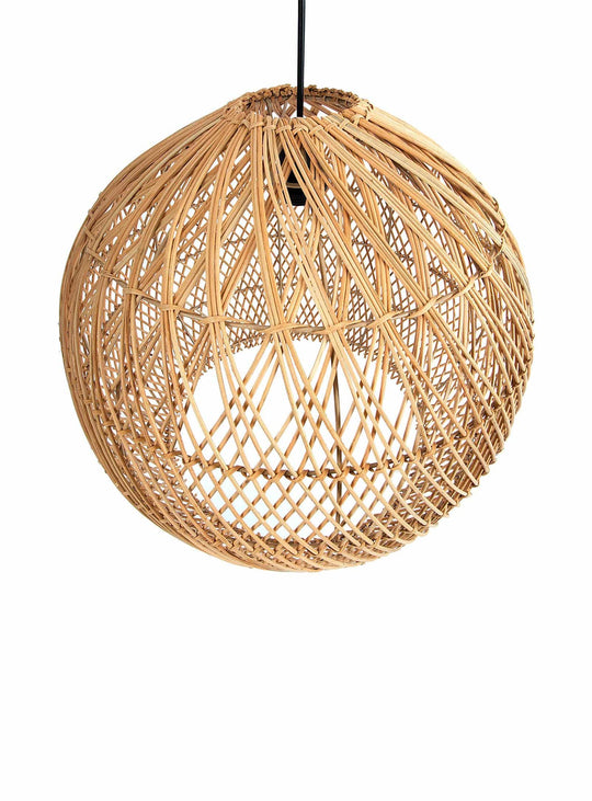 La lampe suspendue Cascade apporte une touche artisanale et élégante à votre intérieur.