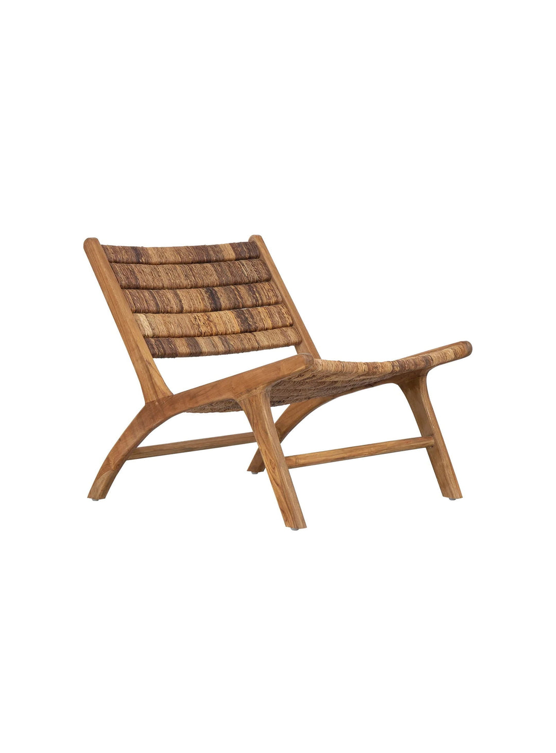 Fauteuil Caterpillar artisanal, alliance de bois de teck recyclé et d’abaca pour une assise durable.