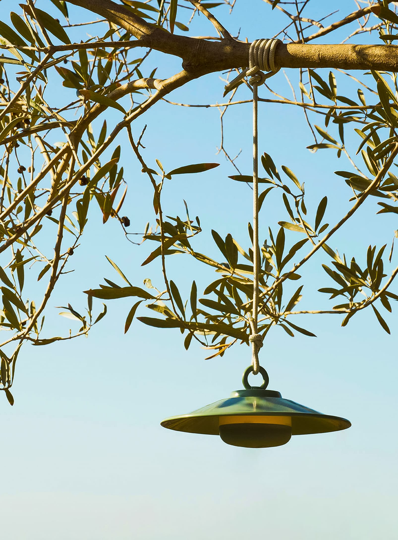 Chapoo Light Chap-O : Lampe suspendue à LED - Fatboy – Nüspace