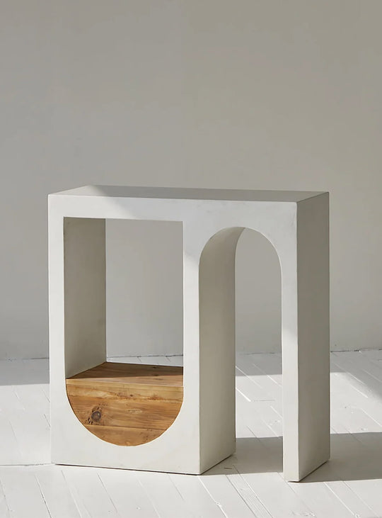 La console Columbus combine robustesse, lignes épurées et style moderne.