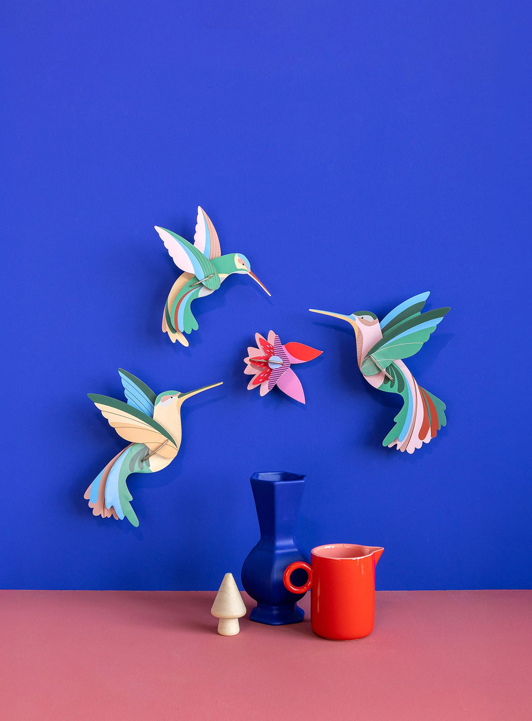 Décoration murale 3D Studio Roof La Danse des Colibris : oiseaux colorés et design poétique.