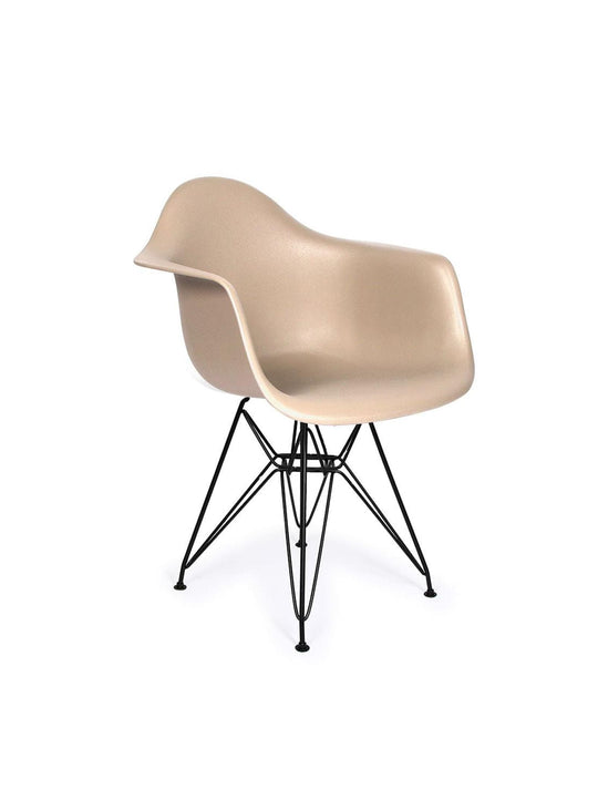Chaise Nüspace Eiffel DAR, large choix de couleurs pour assise personnalisée. beige