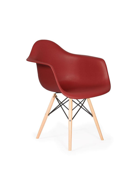 Chaise à dîner Nüspace Eiffel DAW, un incontournable du design revisité. rouge merlot