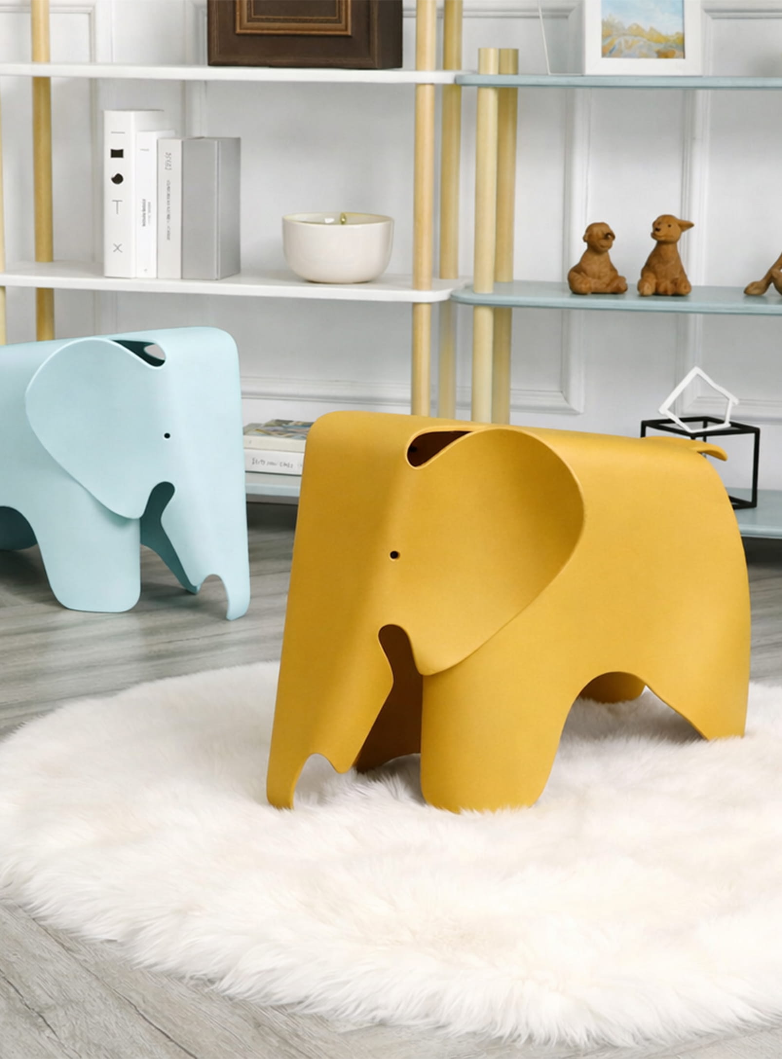 Elephant: Plastic stool for children – Nüspace