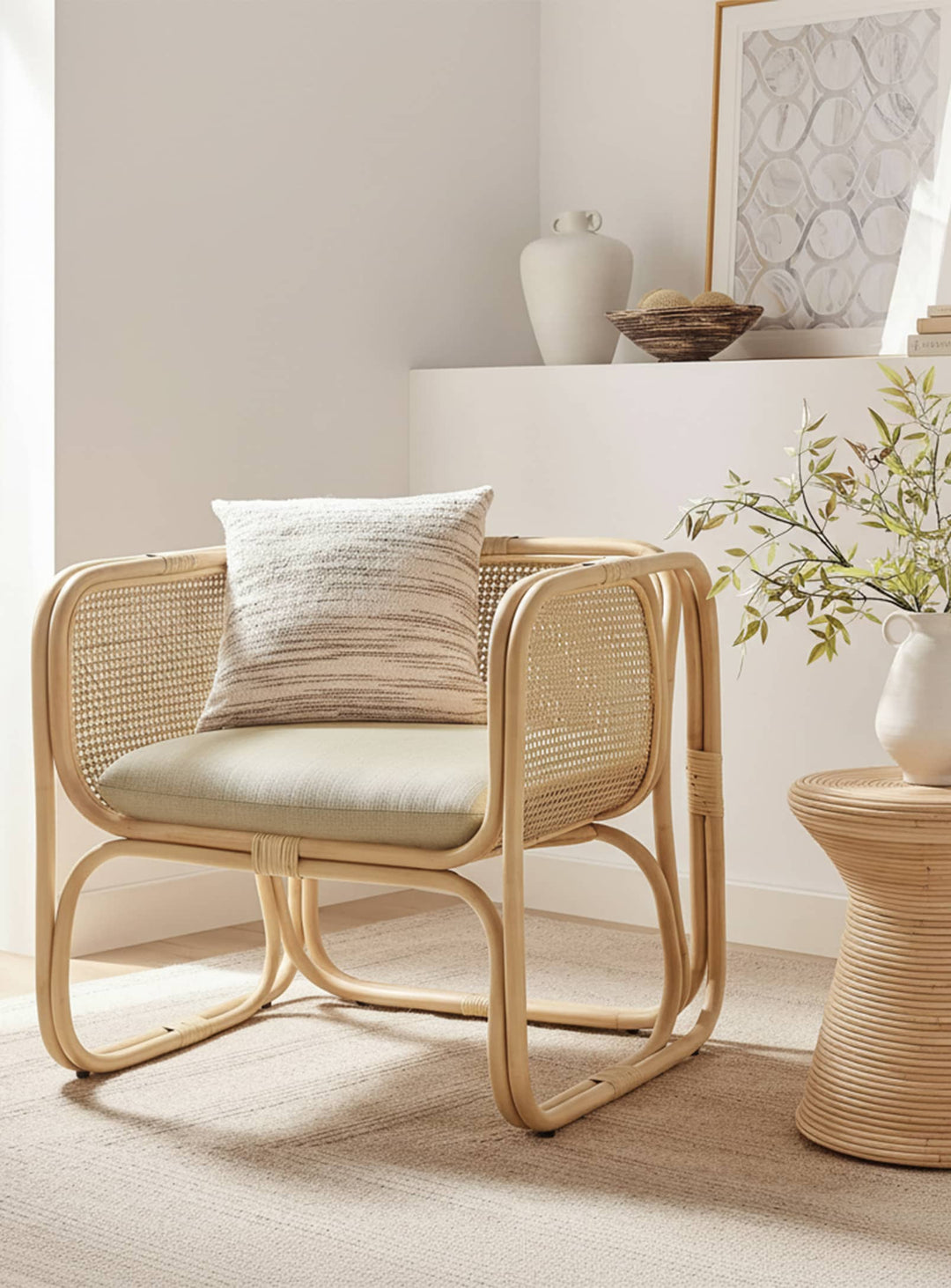 Fauteuil lounge Ellis : design en rotin naturel et allure décontractée. Naturel.