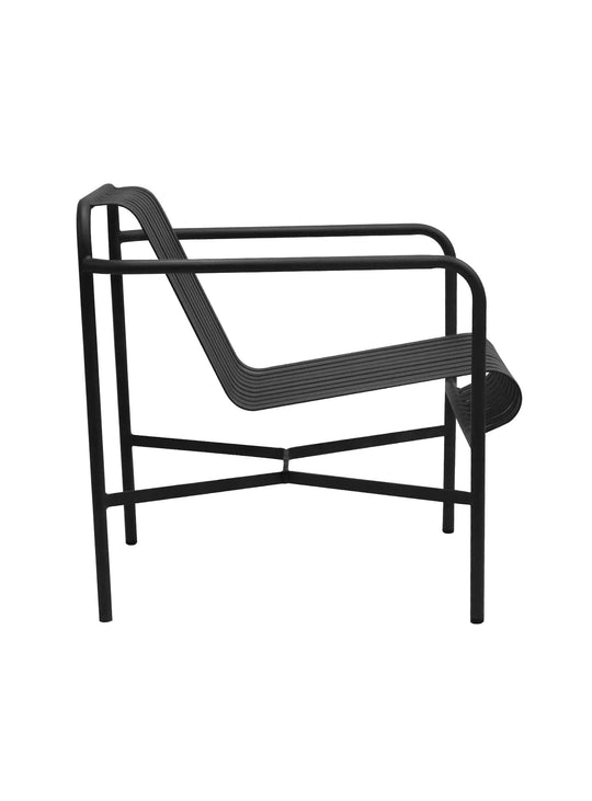 Chaise longue Enid : acier thermolaqué et style minimal. noir