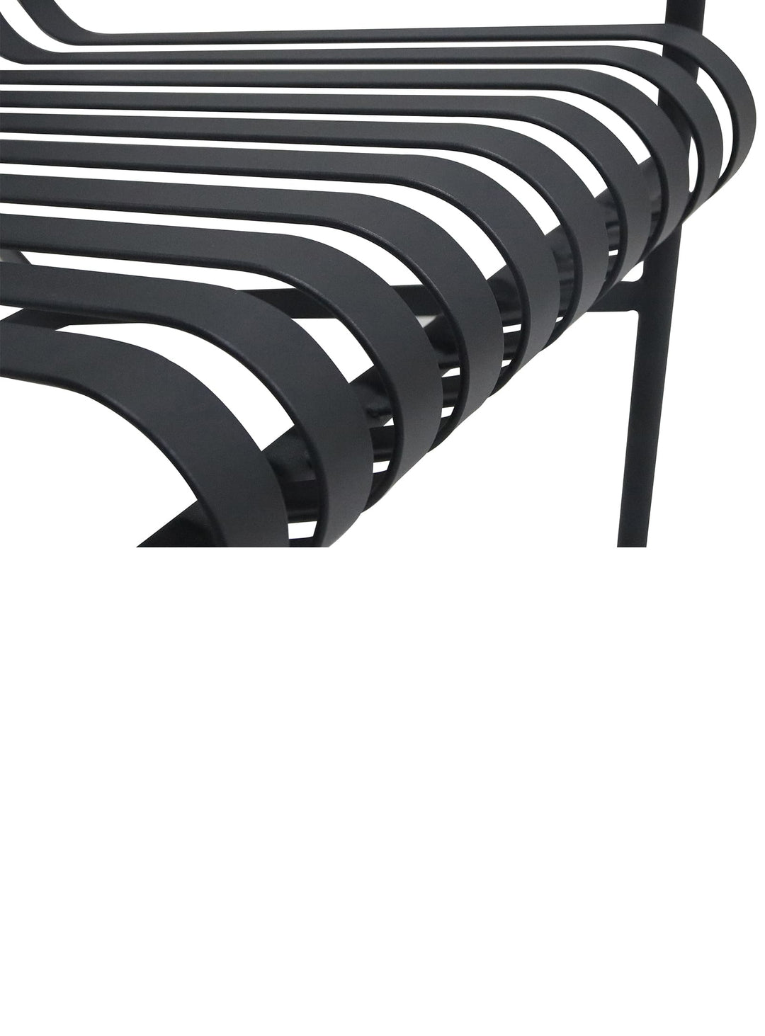 Enid : chaise lounge noire, idéale pour terrasse ou jardin. noir