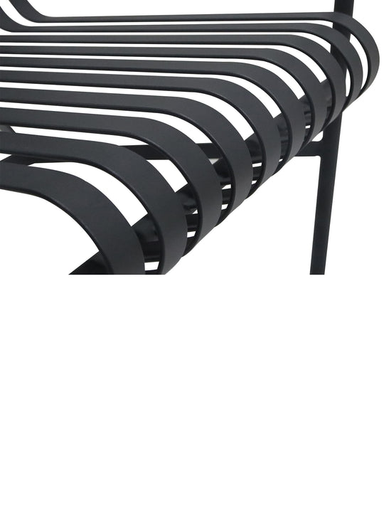 Enid : chaise lounge noire, idéale pour terrasse ou jardin. noir