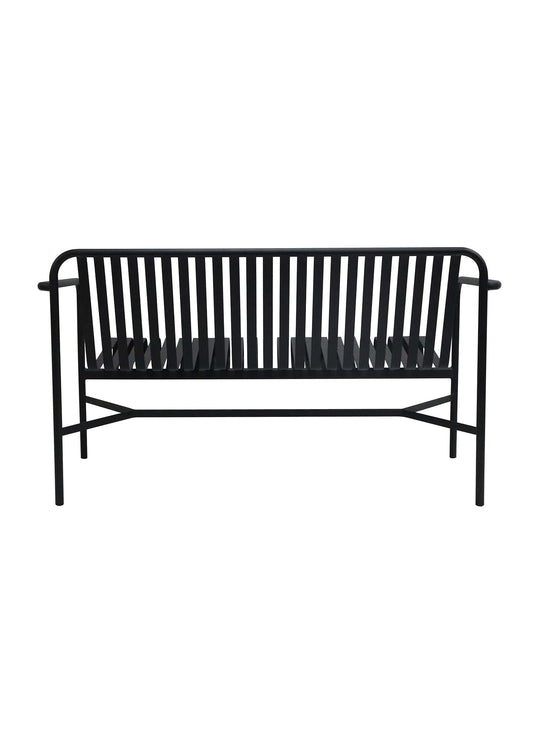 Canapé Enid : design épuré, assise ergonomique et durabilité garantie.