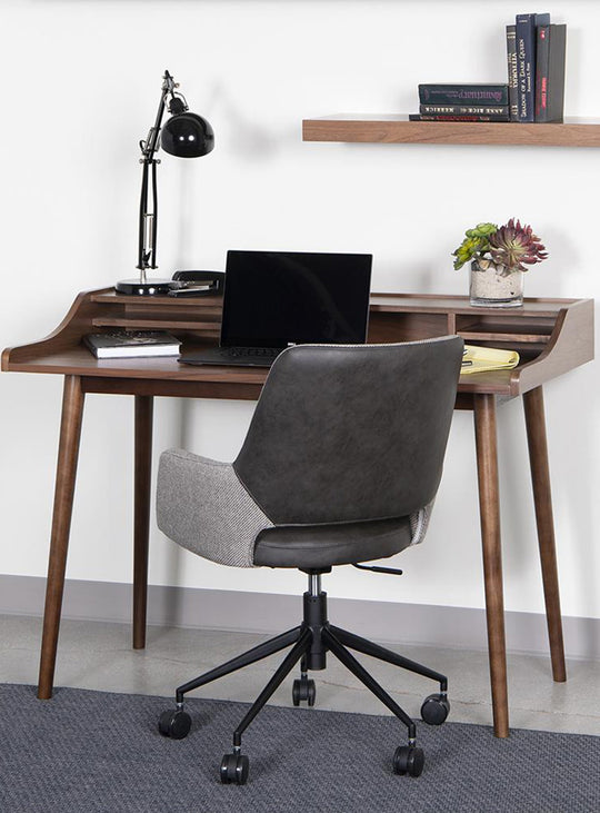 Bureau Flavio, idéal pour créer un coin travail fonctionnel et esthétique. noyer