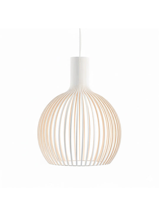 Flute C, suspension boule élégante au charme nordique et apaisant. blanc