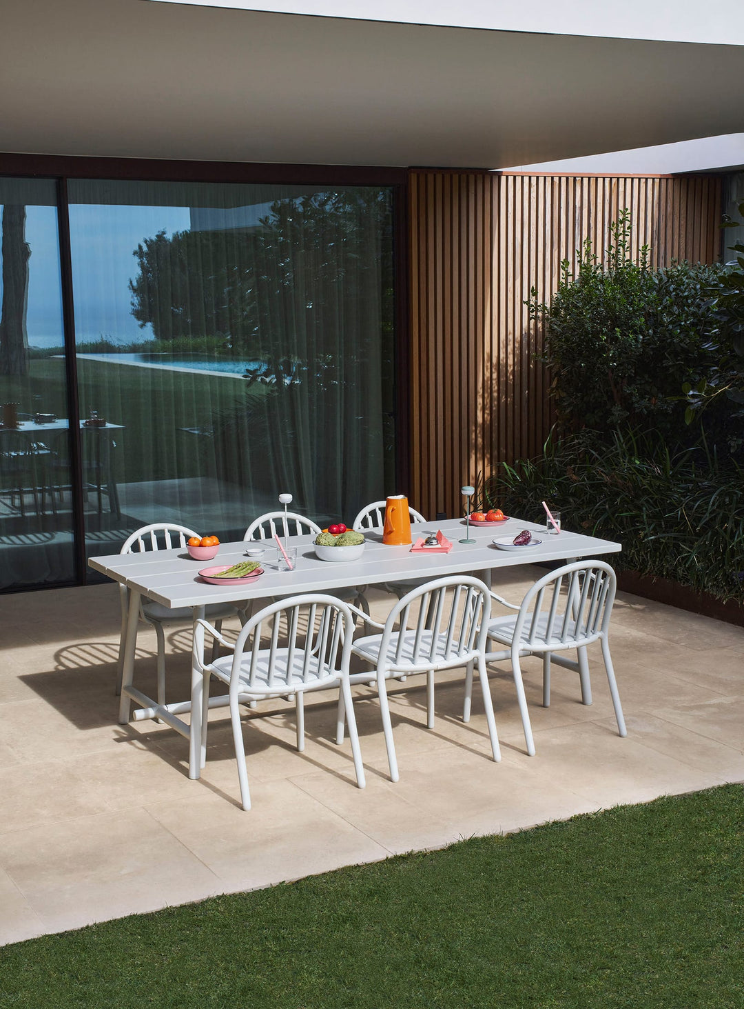 Table à manger Fred's<br> 6 à 8 places